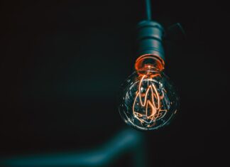 Gdzie zadać pytania sztucznej inteligencji?
