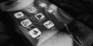 Czy Gmail to pocztą elektroniczną?